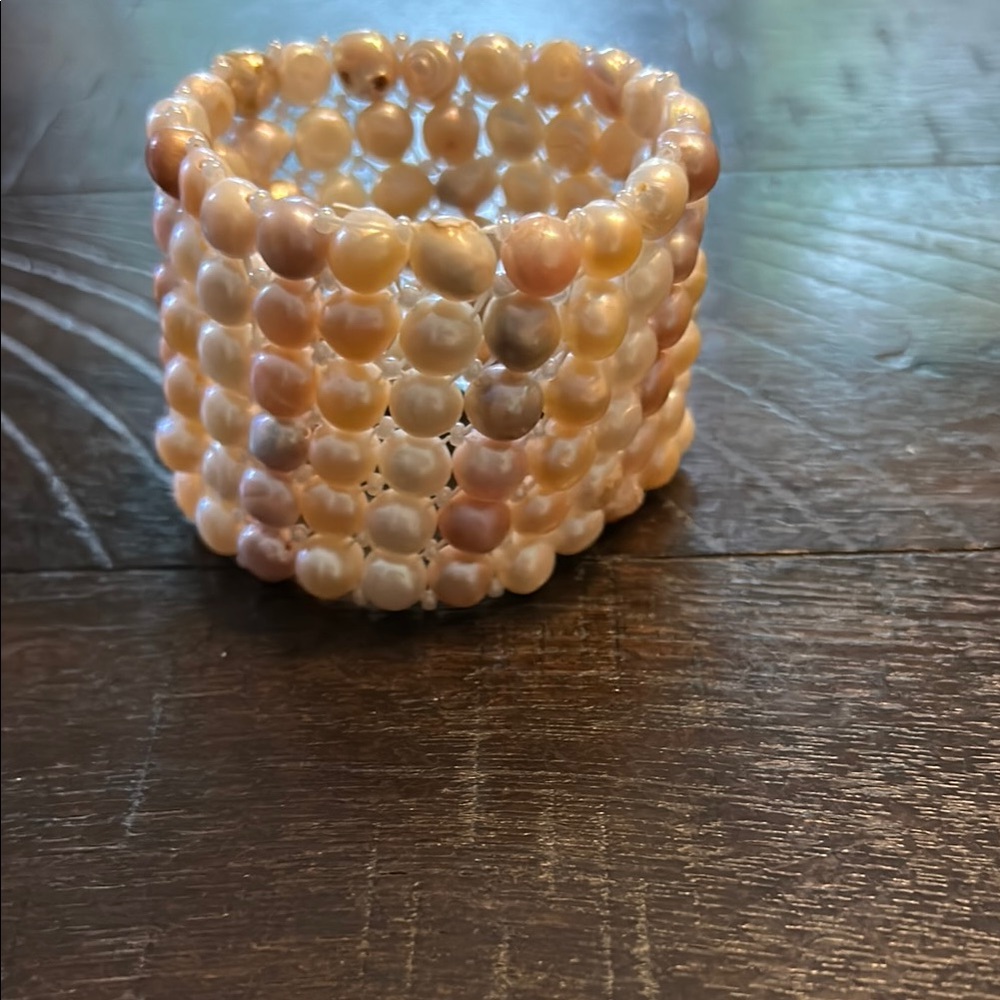 Elegant authentic Pearl Beaded stretch Bracelet